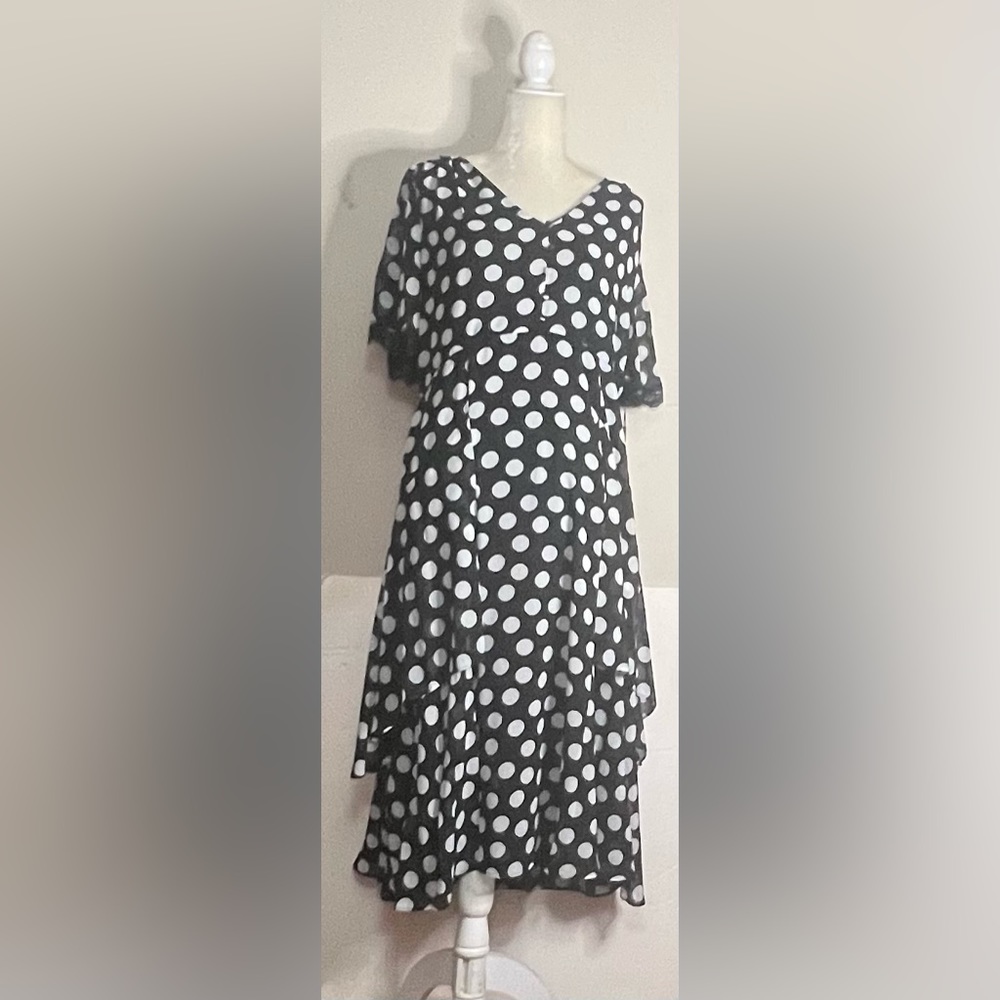 NWT Fabulous Karl Lagerfeld Polka Dot Chiffon Tiered Midi Dress. Sz 14